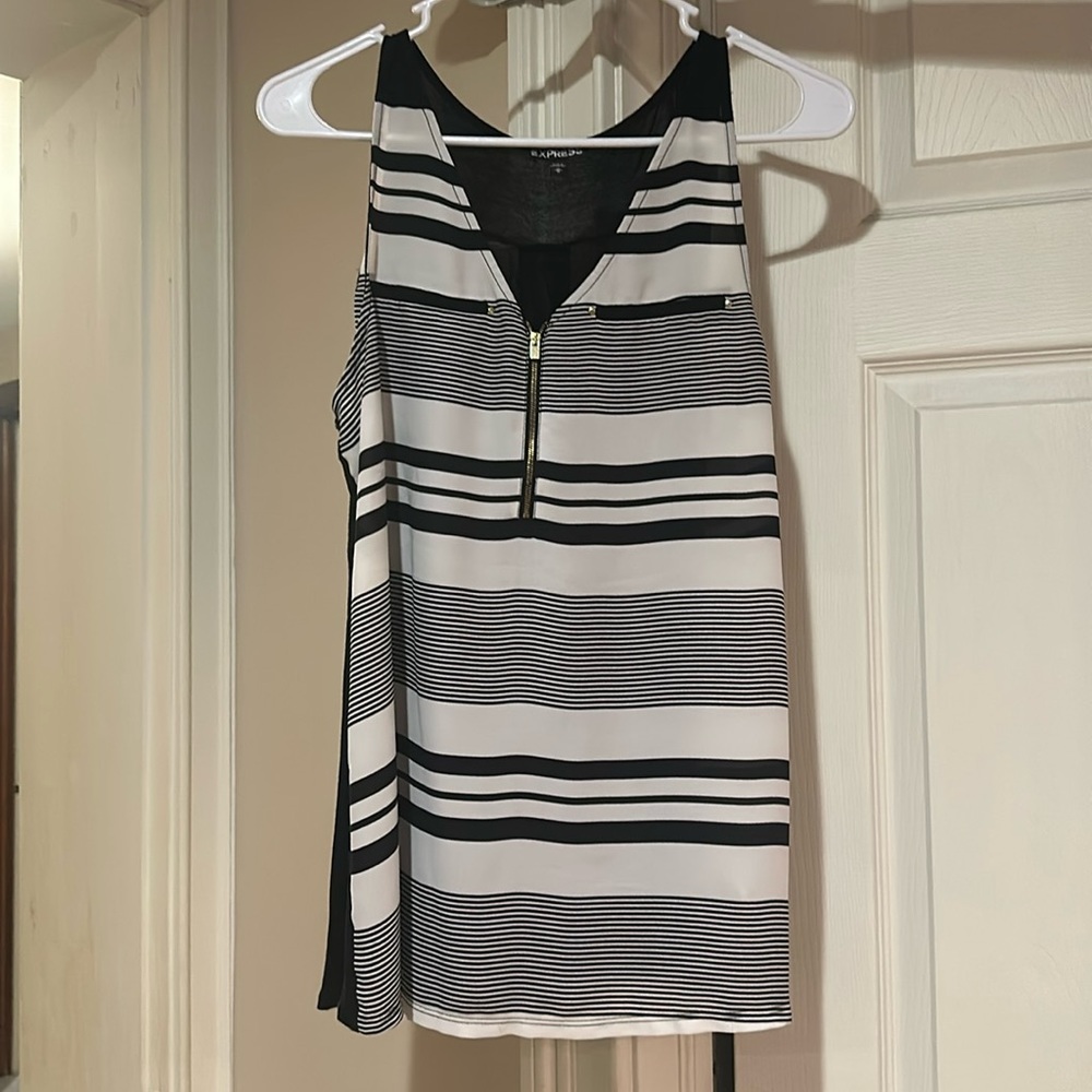 Express women’s tank top size medium